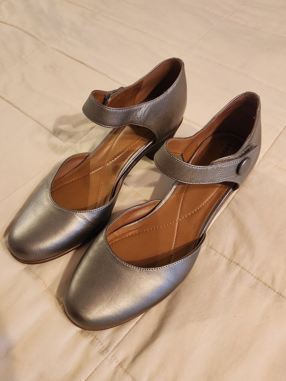 EASY SPIRIT Clarice Shoes Silver Gray Pewter Block Heel Leather Pumps 9.5 M EUC